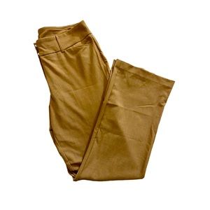 Time & Tru Women’s Business casual khaki pants